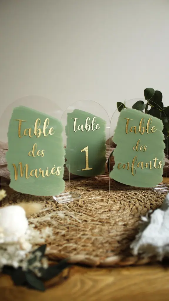 Vert 1 groupe retouché.webp